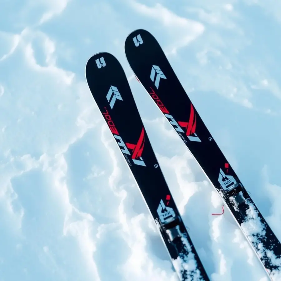 Volkl M6 Mantra — Volkl skis product photo